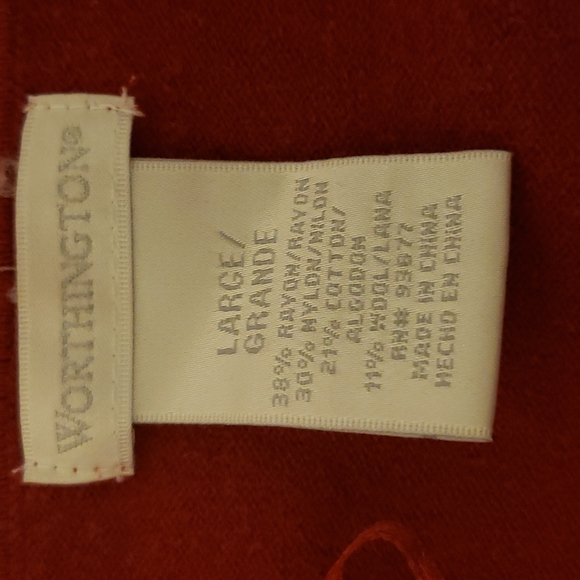 Red longer sweater - Picture 5 of 5